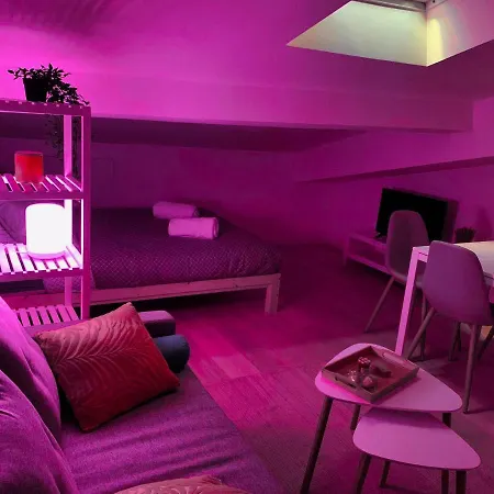 Studio Avec Lumiere D'ambiance - Proche Victoire Apartment *